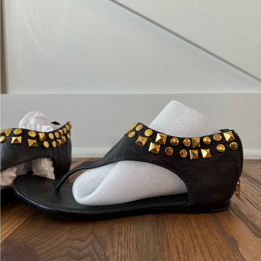 Tory Burch Lamb Leather Gold Stud Accent Thong Sandals Zip Back 8 - Picture 2 of 6